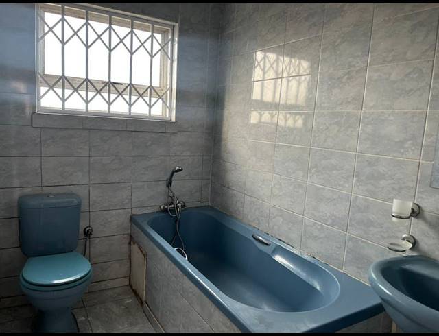2 BEDROOM HOUSE FOR SALE IN ILITHA PARK